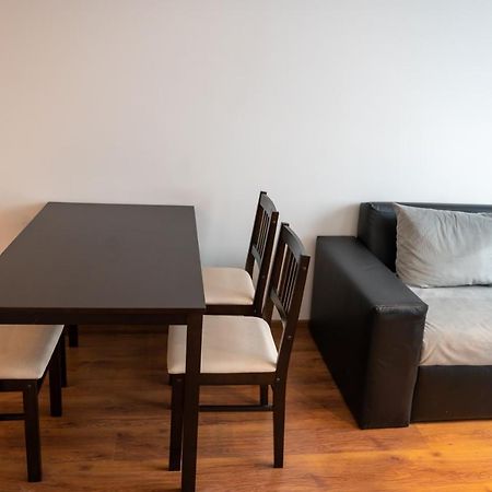 Sunny 1Bdr Apartment Near Center Sofia Eksteriør bilde